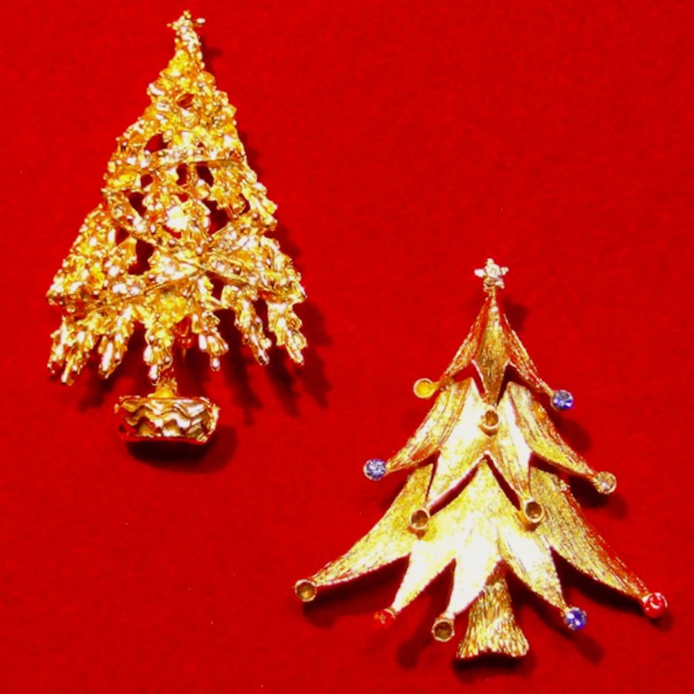 Lot of 2 Festive Vintage Christmas Tree Brooches. One is signed JJ Jonette.